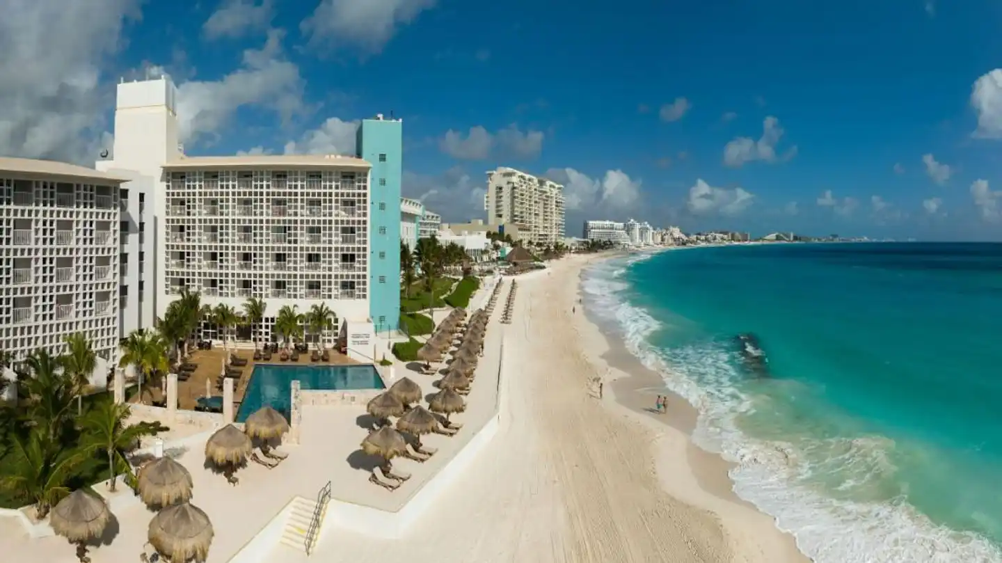 The Westin Cancun Resort Villas & Spa Aussenansicht