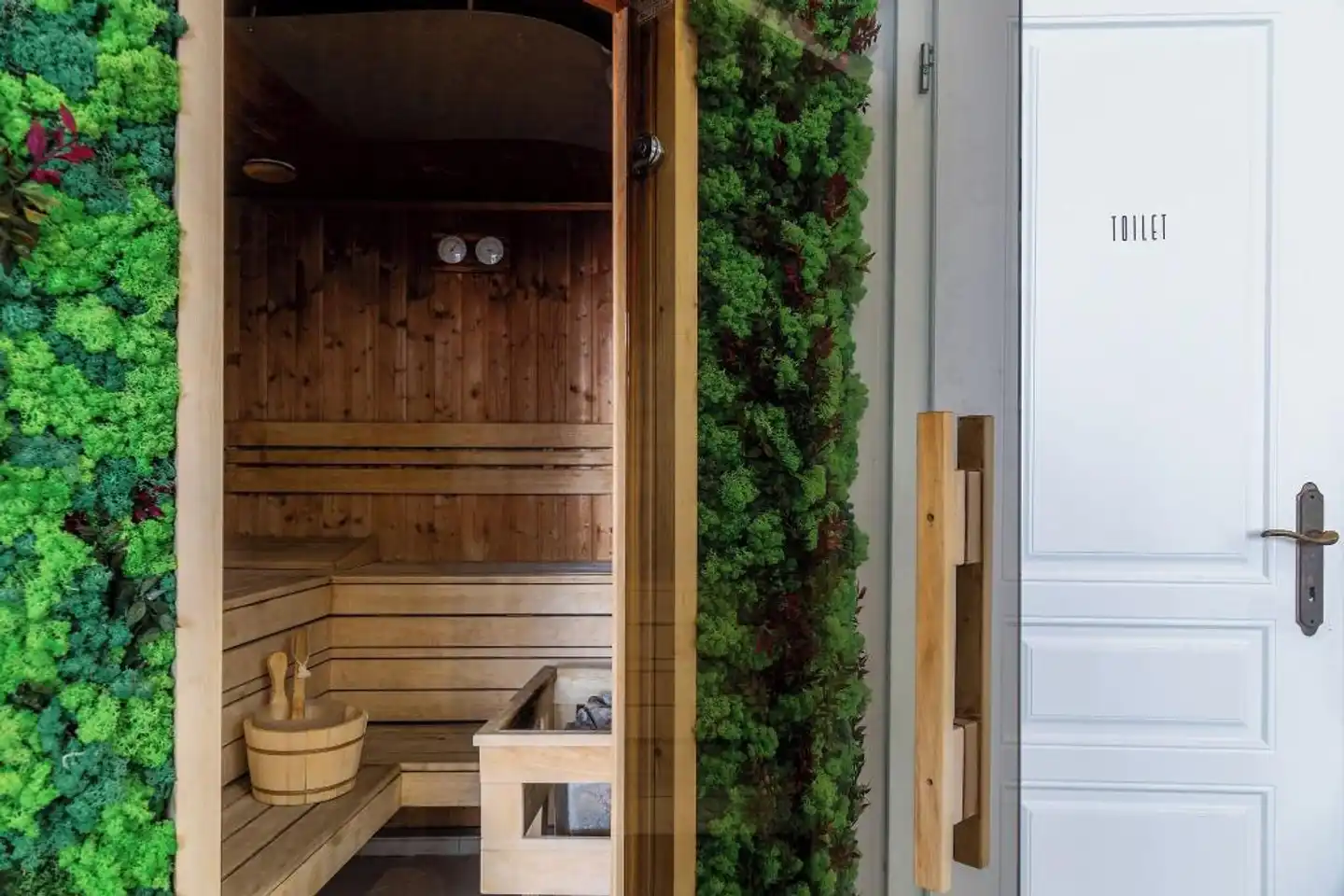 Queen's Court Hotel & Residence Wellness