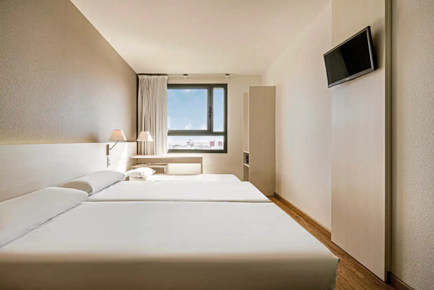 Hotel Ilunion Valencia 3 Wohnbeispiel
