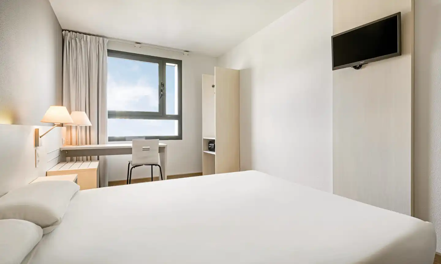 Hotel Ilunion Valencia 3 Wohnbeispiel