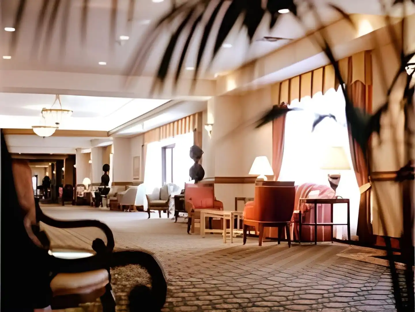 Marriott Minneapolis Airport Lobby