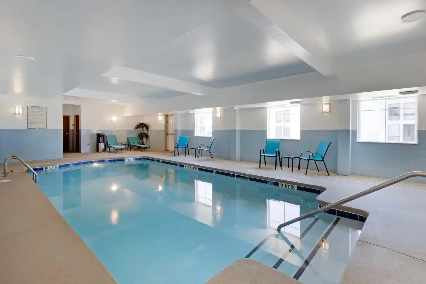 Comfort Inn & Suites Convention Center Hallenbad