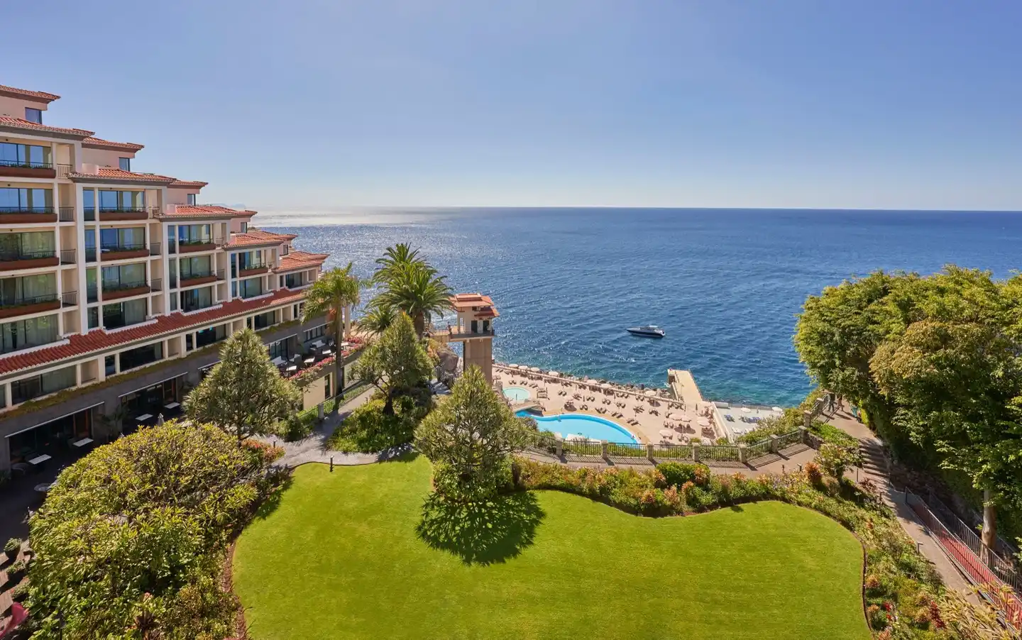 The Cliff Bay OUTDOOR