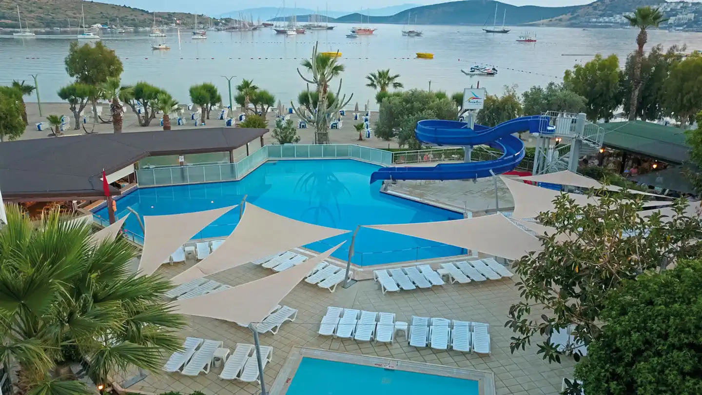 Parkim Ayaz Pool