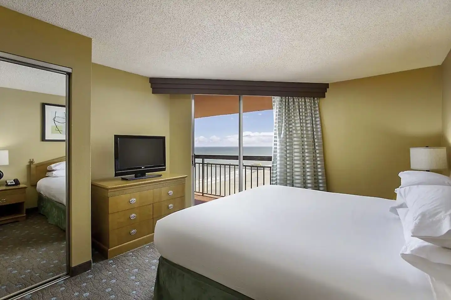 Embassy Suites Myrtle Beach - Kingston Plantation Wohnbeispiel