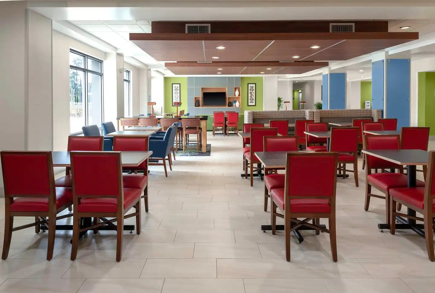 Holiday Inn Express Myrtle Beach-Broadway@The Bch Restaurant