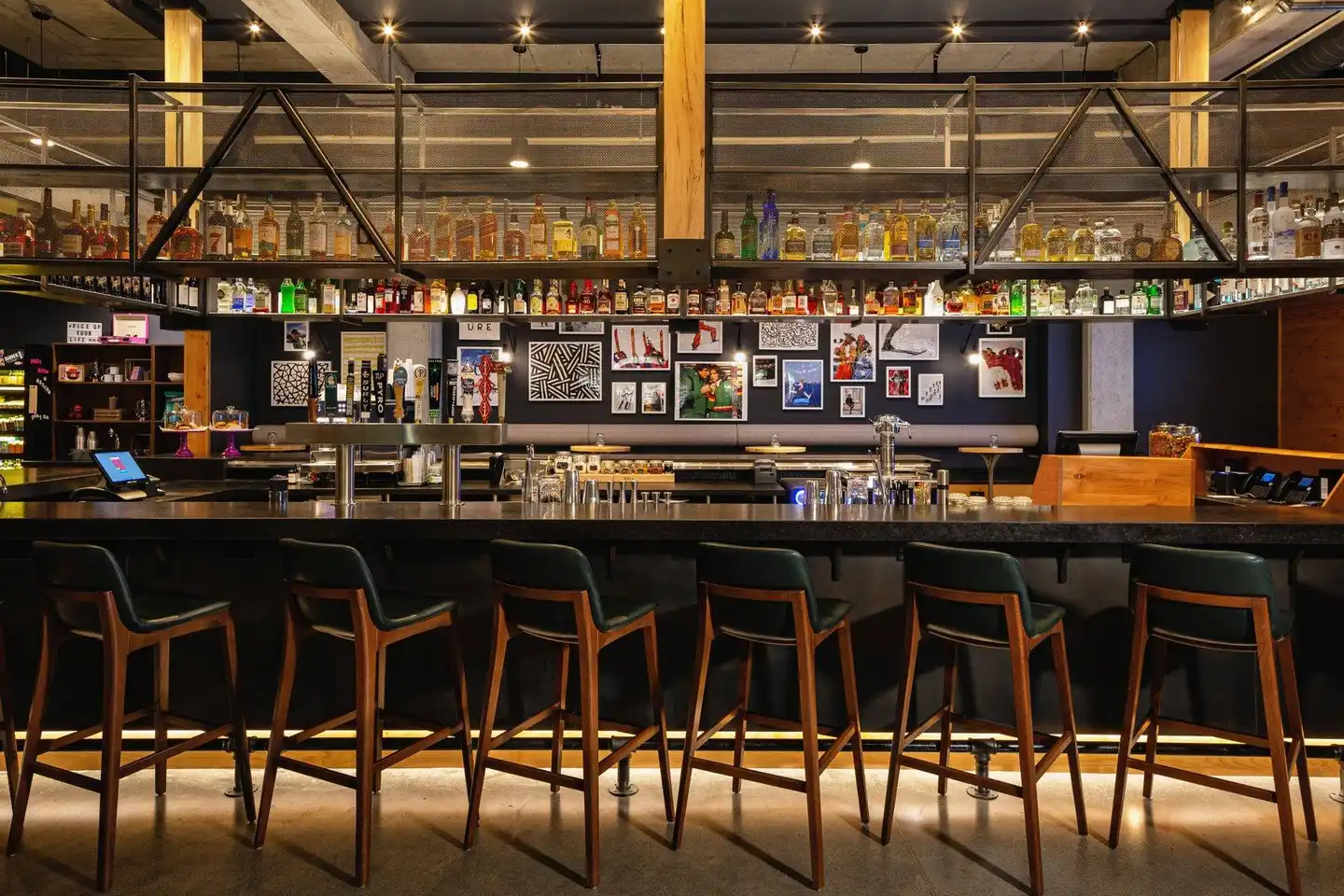 Moxy Minneapolis Downtown Bar