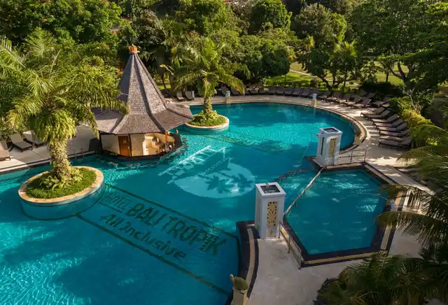 Bali Tropic Resort & Spa Pool