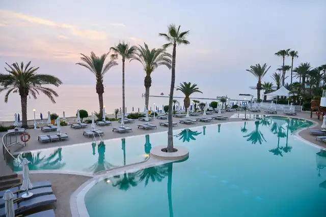 Sunrise Beach Hotel Pool