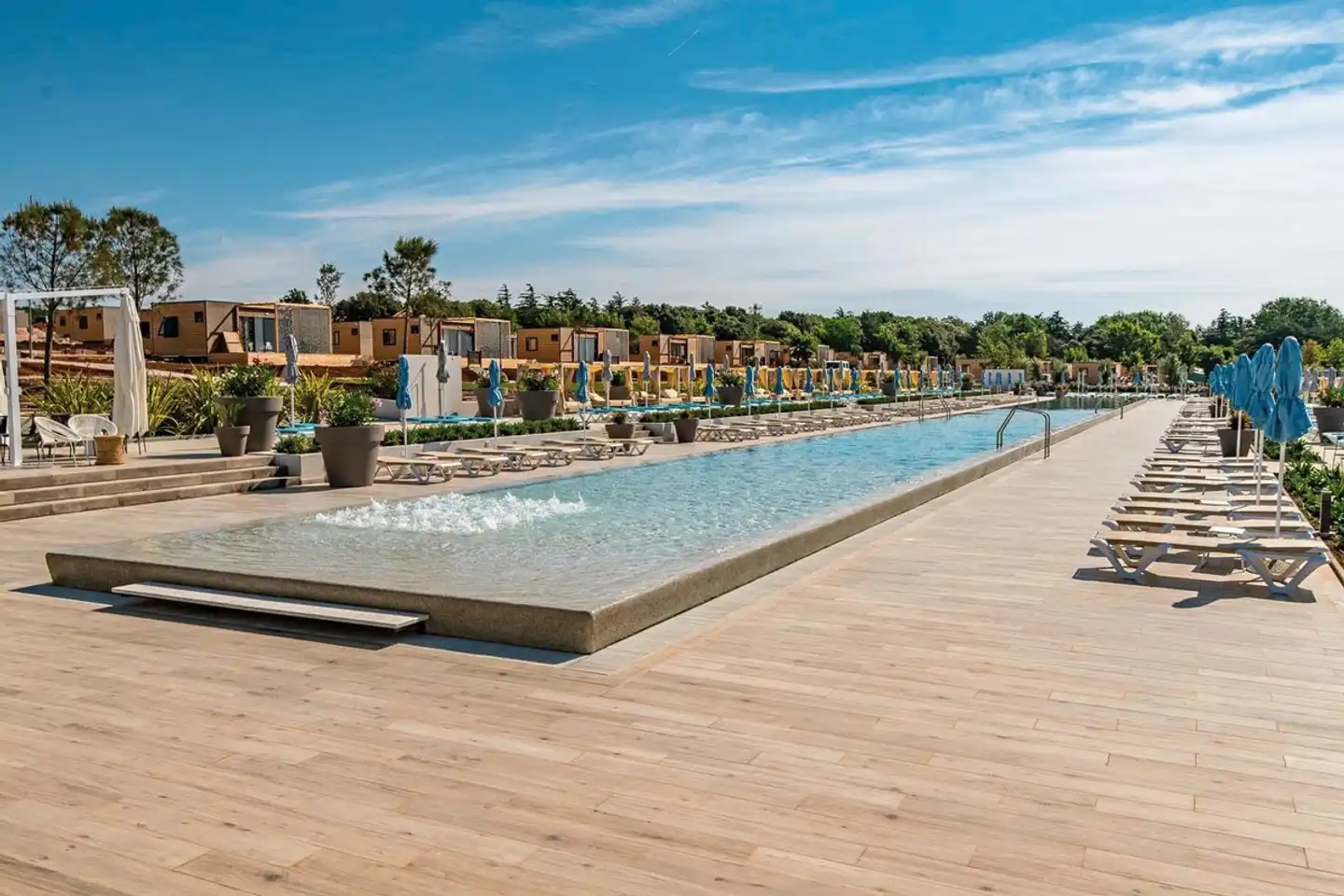 Arena Grand Kazela Pool