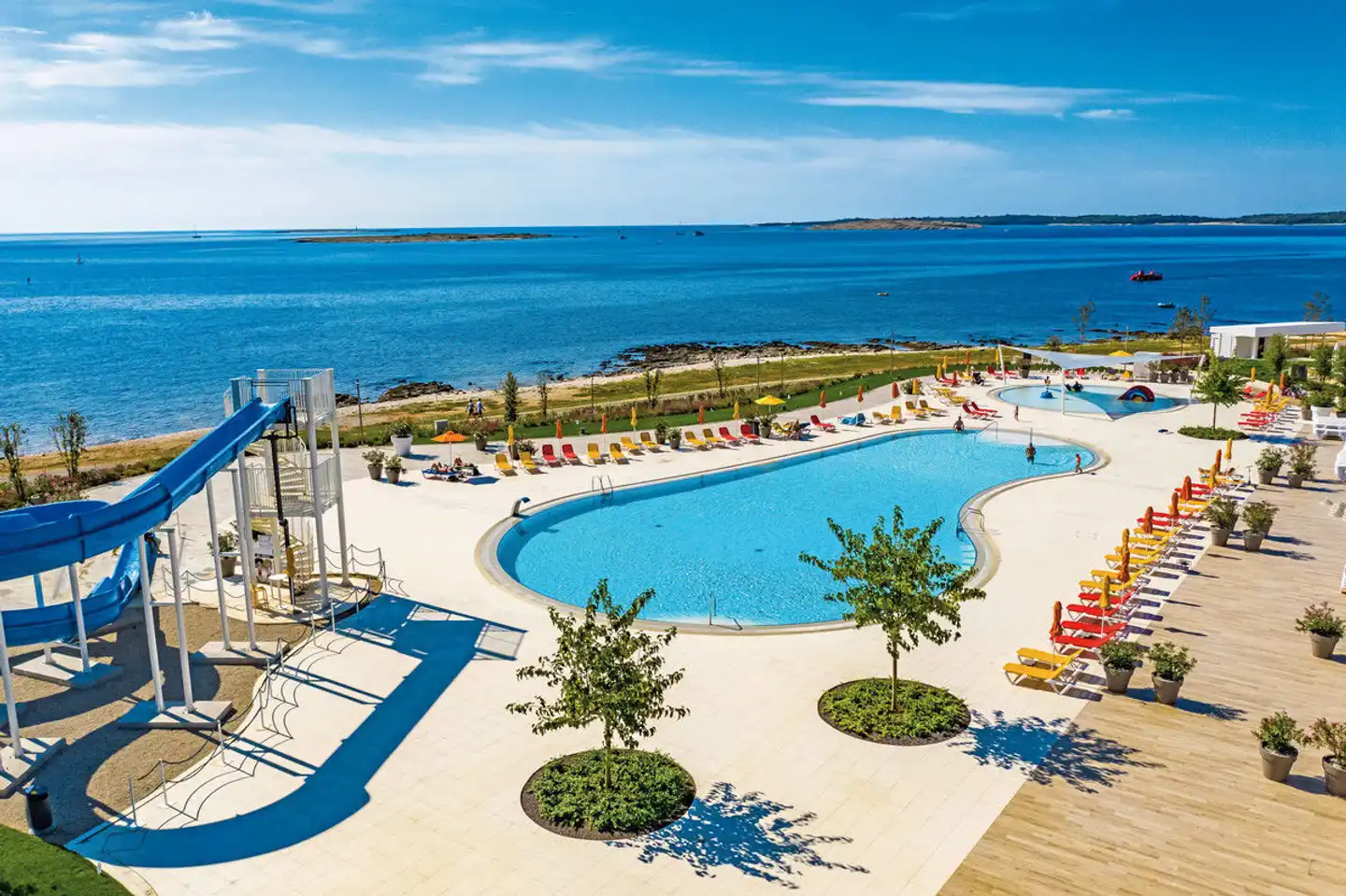 Arena Grand Kazela Pool