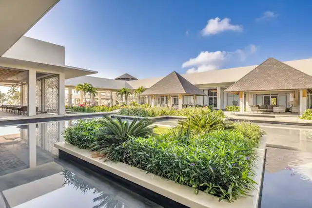 Meliá Trinidad Peninsula Aussenansicht