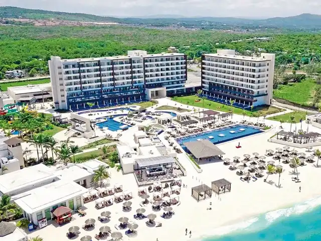 Royalton Blue Waters Montego Bay, An Autograph Collection All Inclusive Resort Aussenansicht
