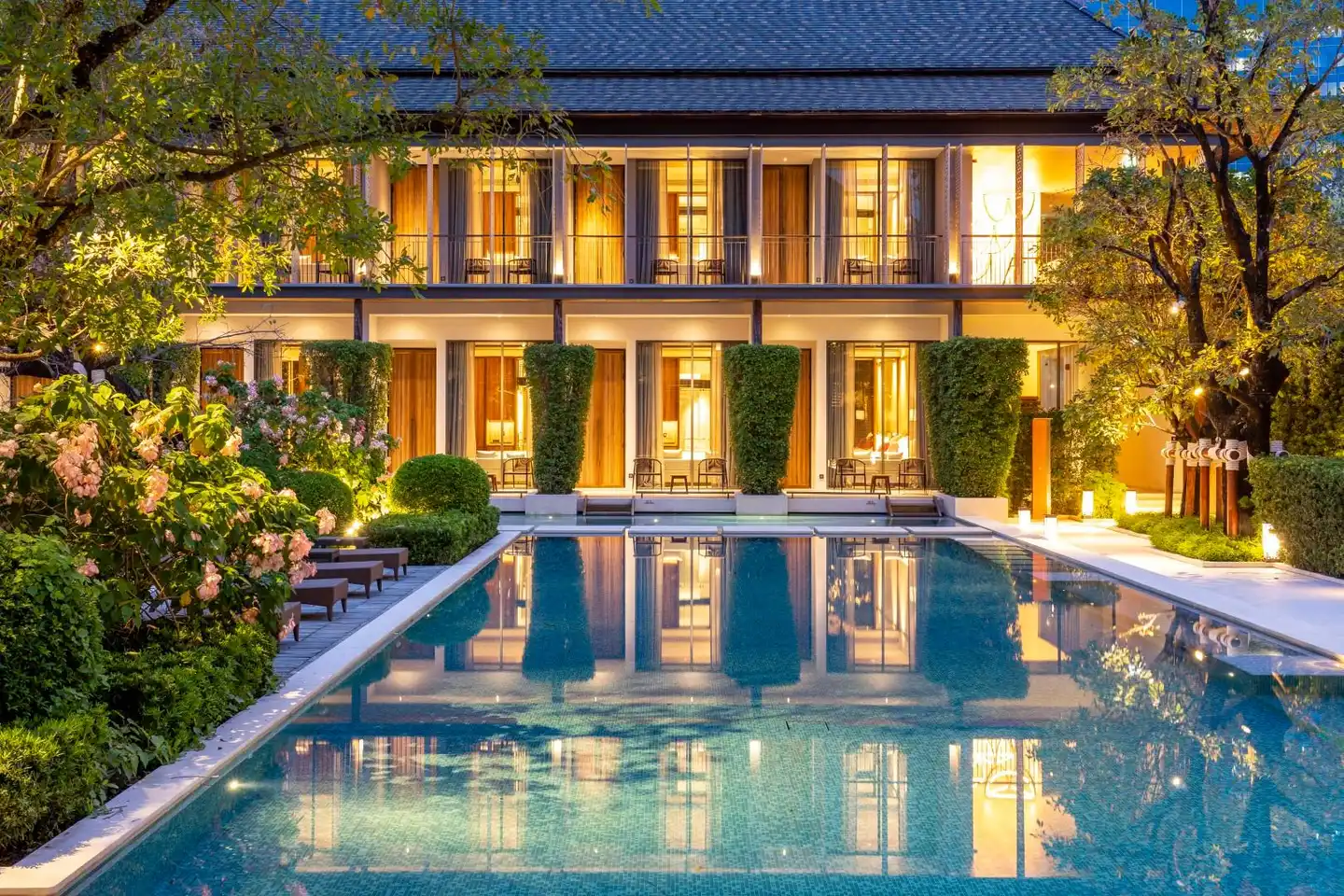Villa Deva Resort And Hotel Bangkok Pool