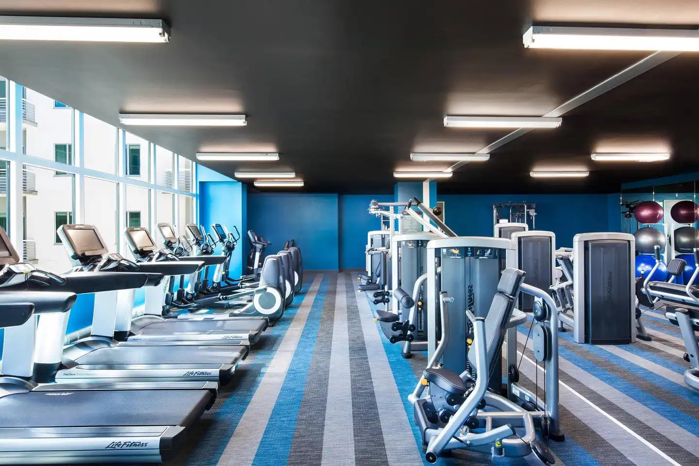 Aloft Indianapolis Downtown Sport und Entertainment