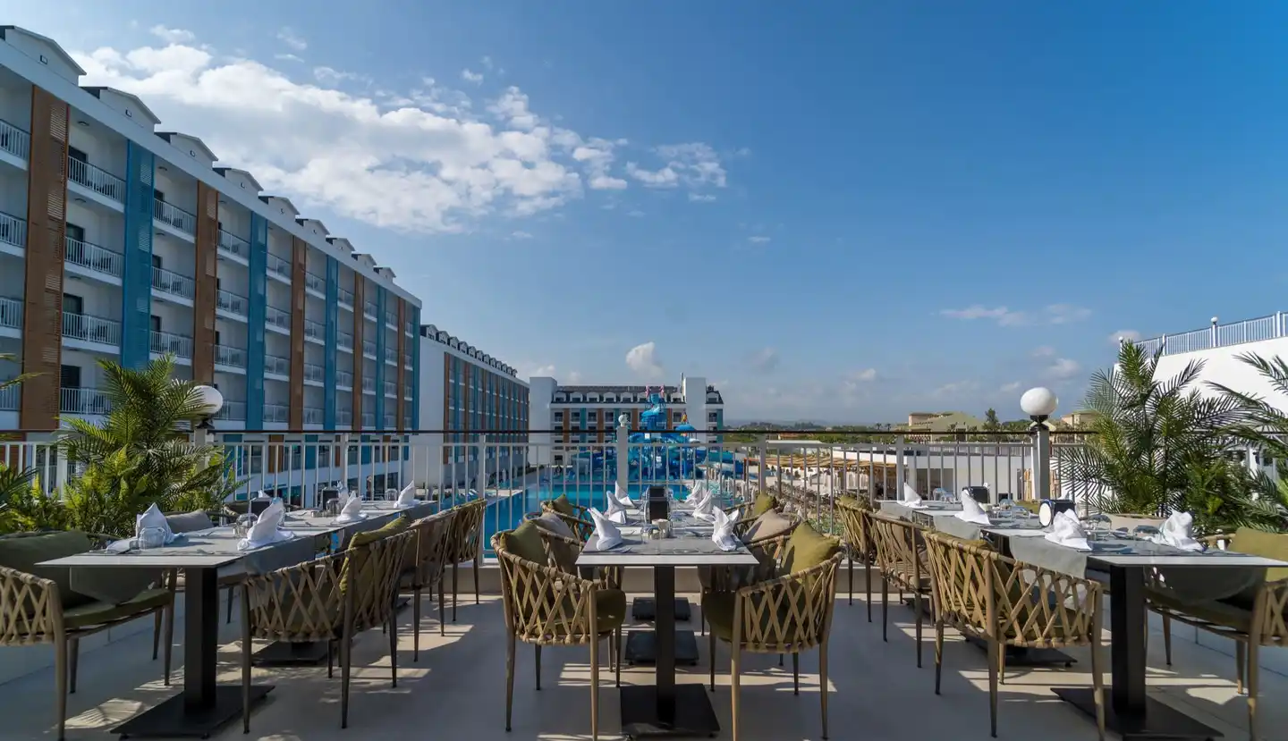 Arcanus Hotels Trendline Side Terrasse