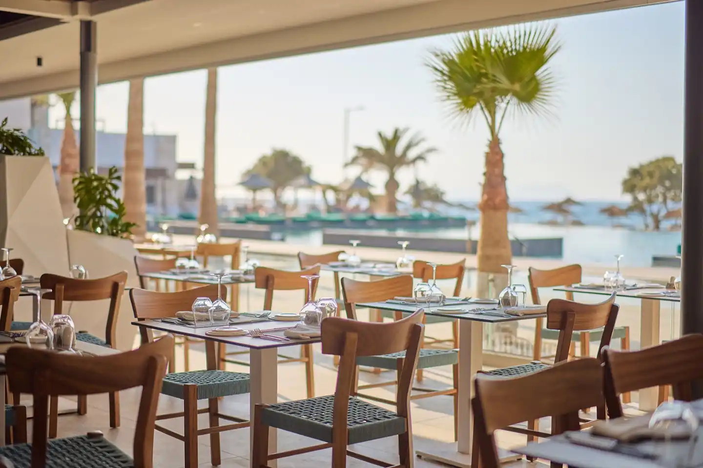 Paralos Kosta Alímia RESTAURANT