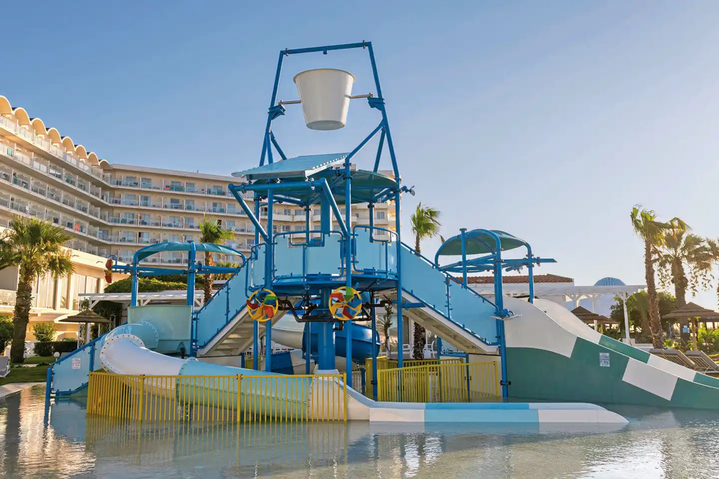 Pegasos Deluxe Beach Hotel Terrasse