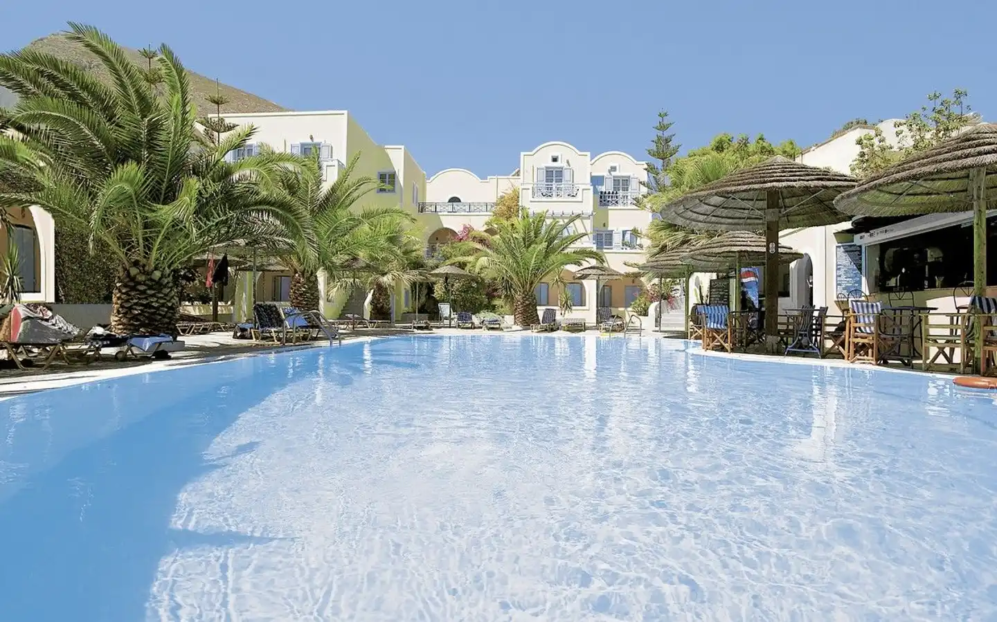 Zephyros Pool