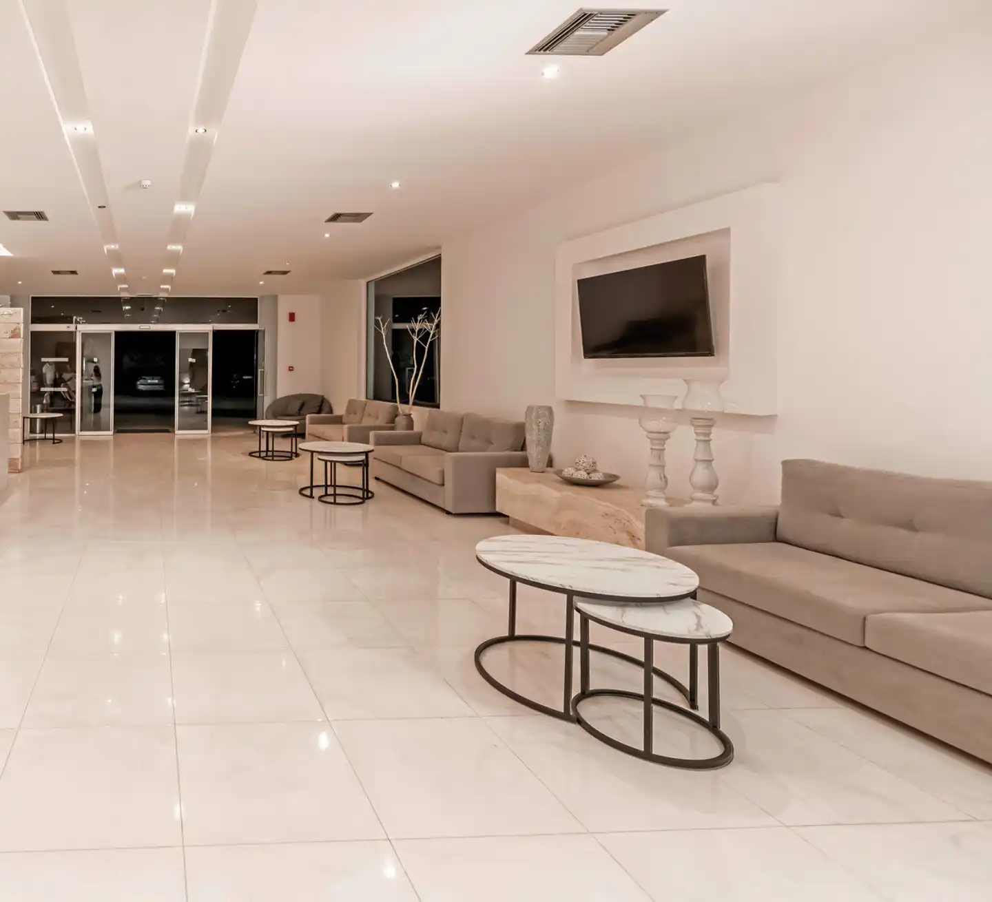 Pefkos Breeze Family Resort & Spa Lobby