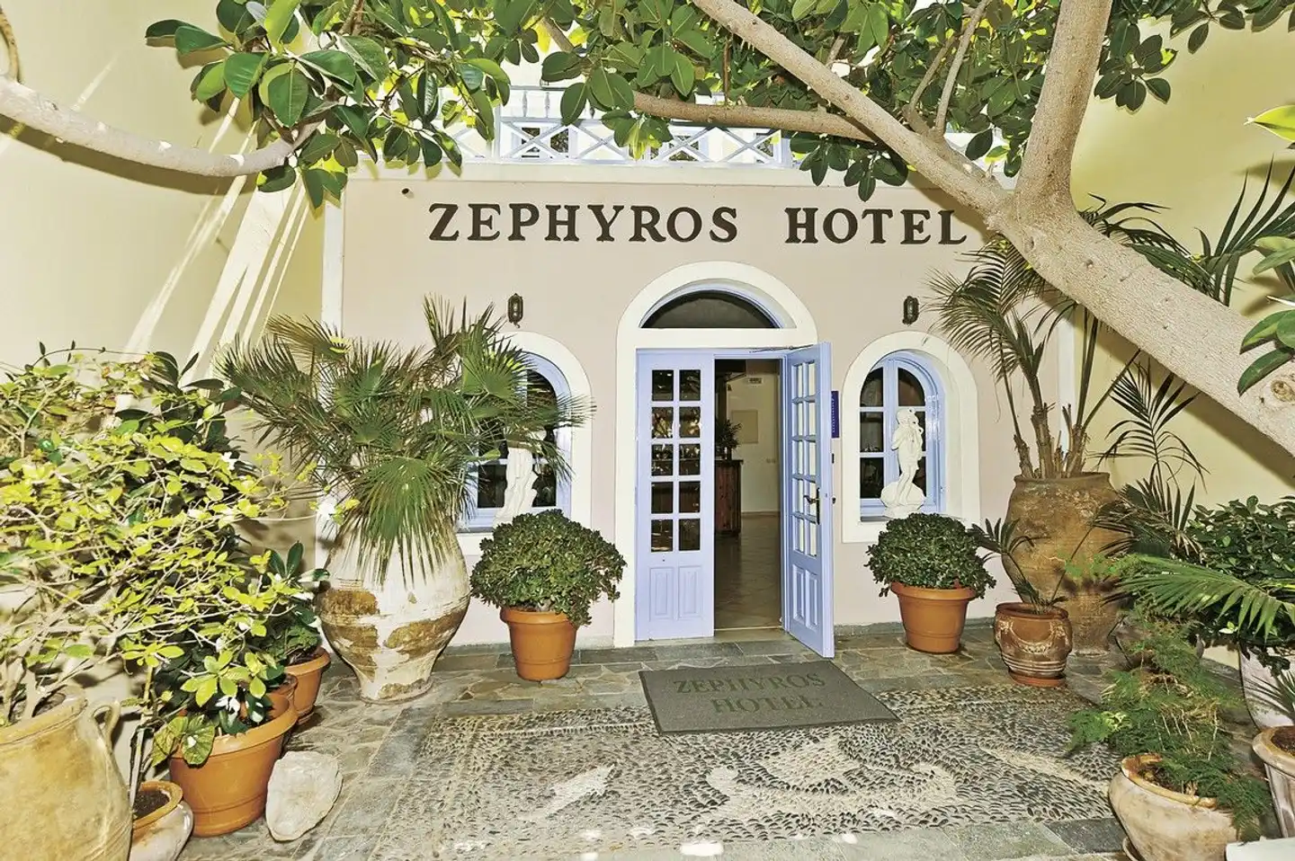 Zephyros Aussenansicht
