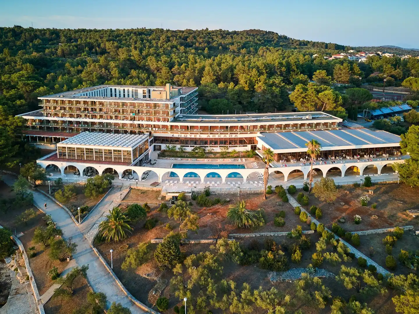 Arkada Hotel Aussenansicht