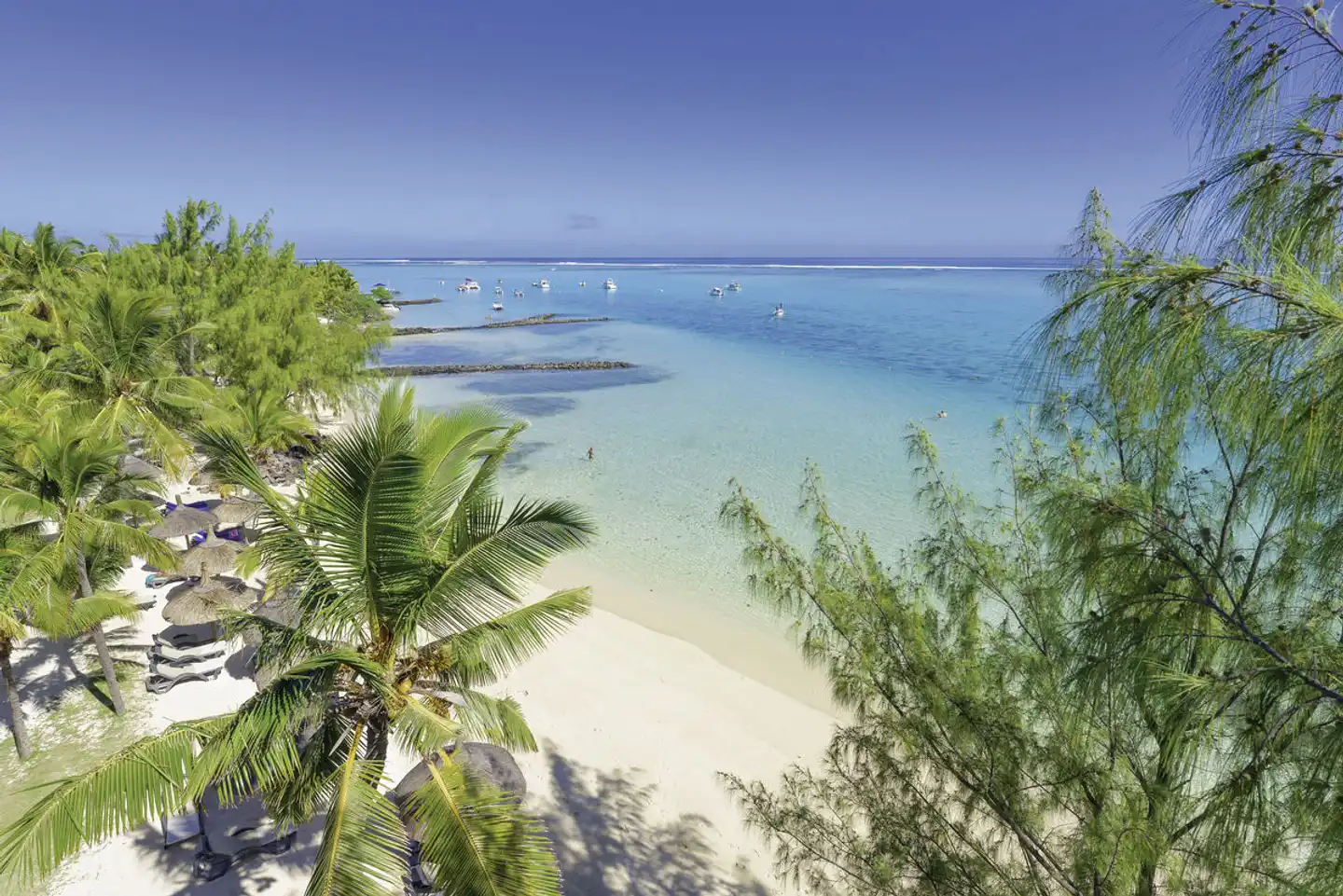 Paradis Beachcomber Golf Resort & Spa Strand