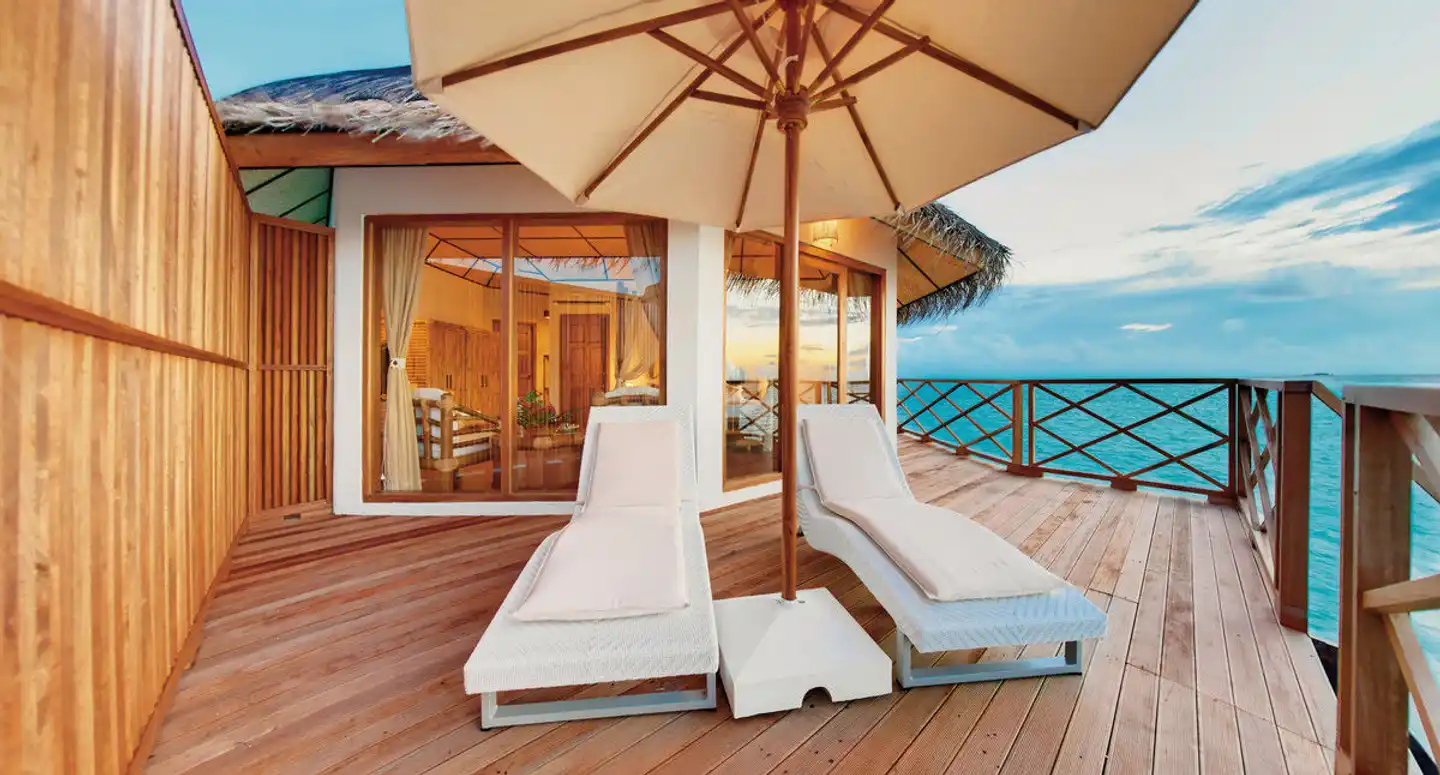Angaga Island Resort & Spa Terrasse