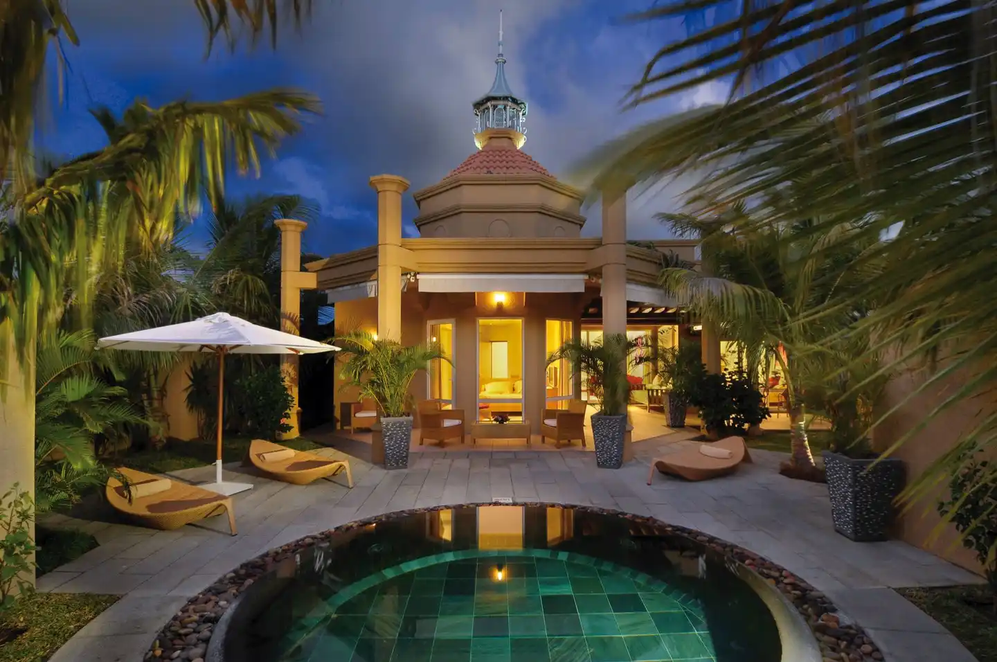 Mauricia Beachcomber Resort & Spa Lobby