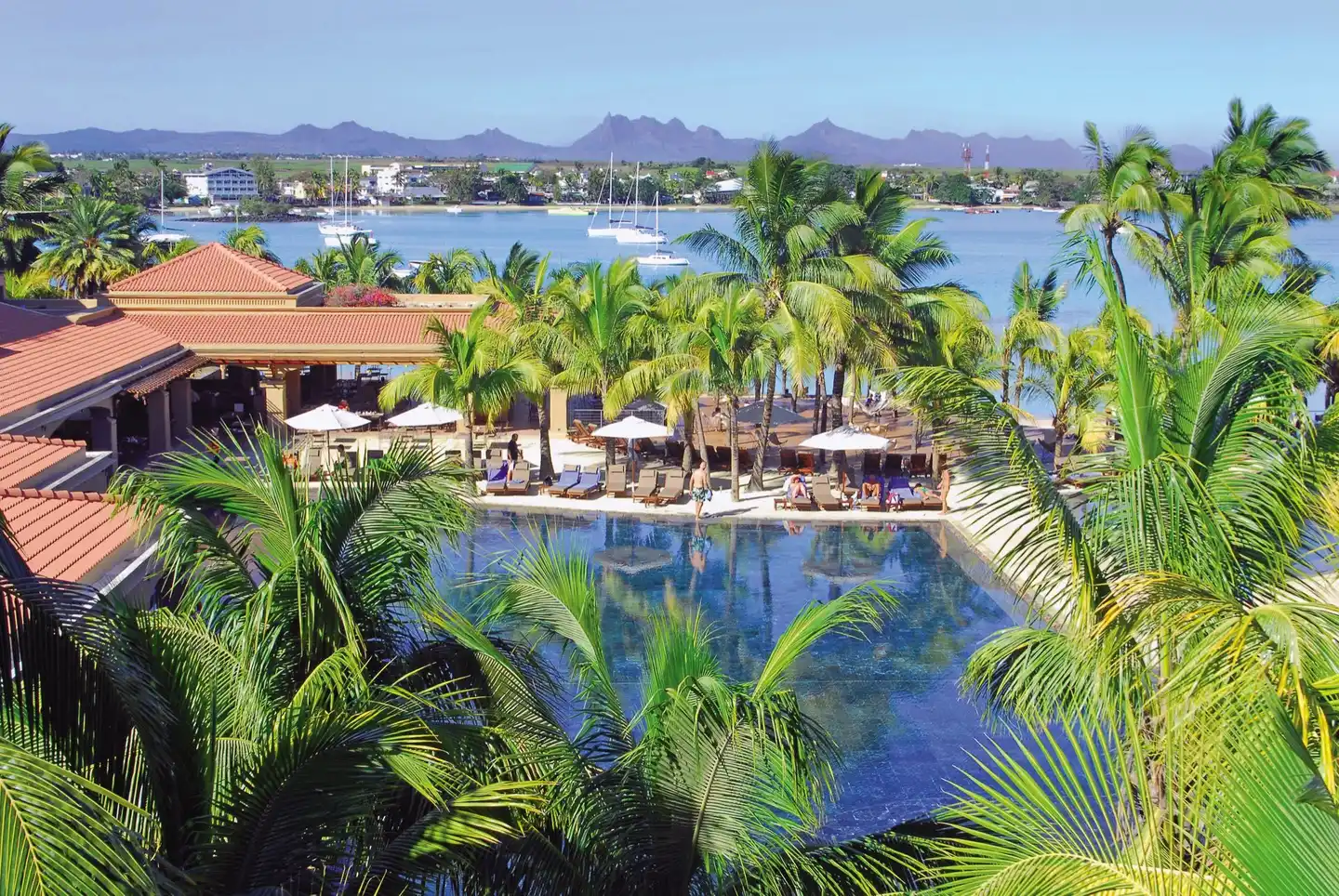 Mauricia Beachcomber Resort & Spa Pool