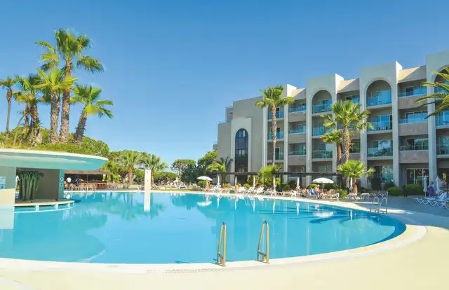 Falésia Hotel - Adults Only POOL