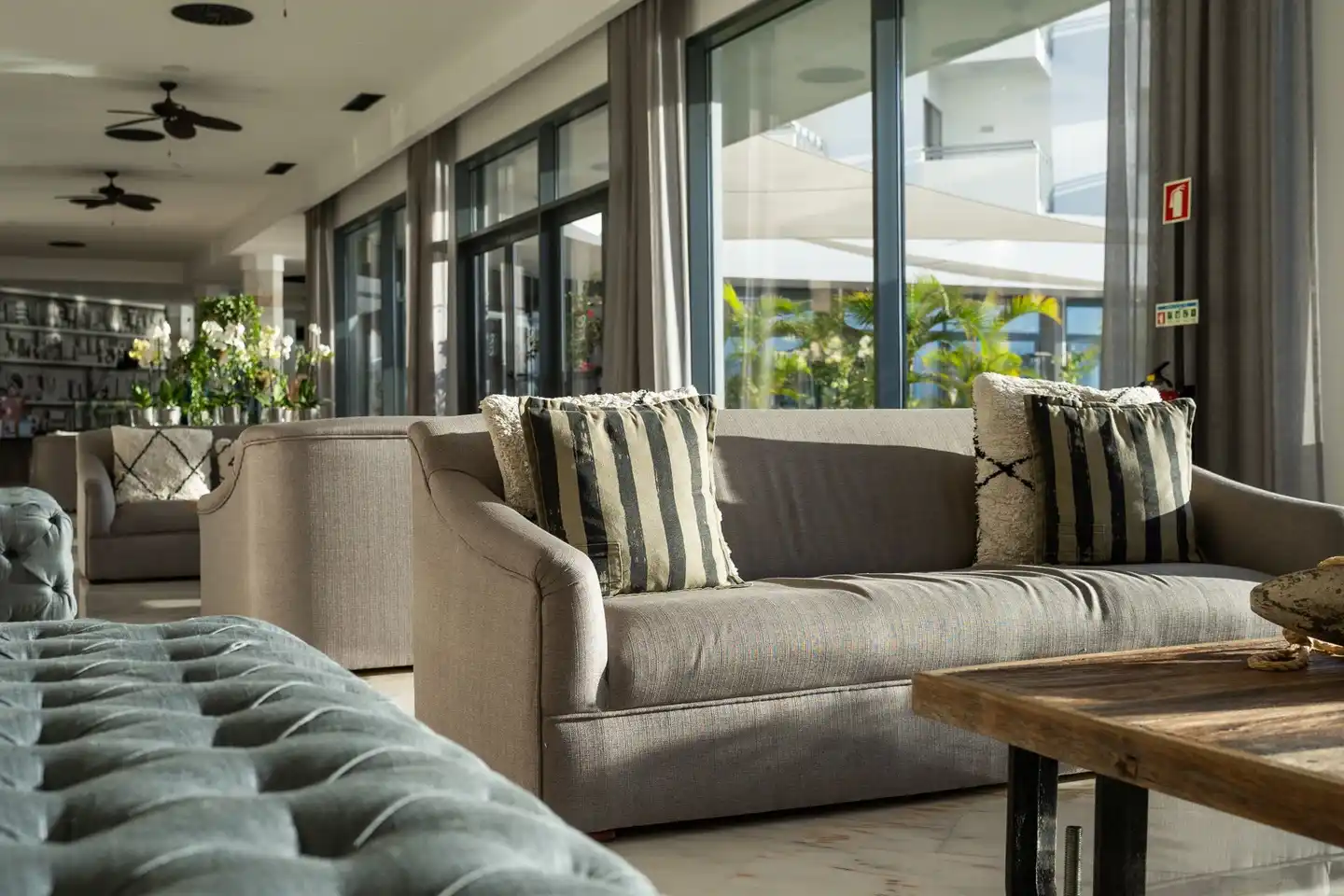 Baia Azul Lobby