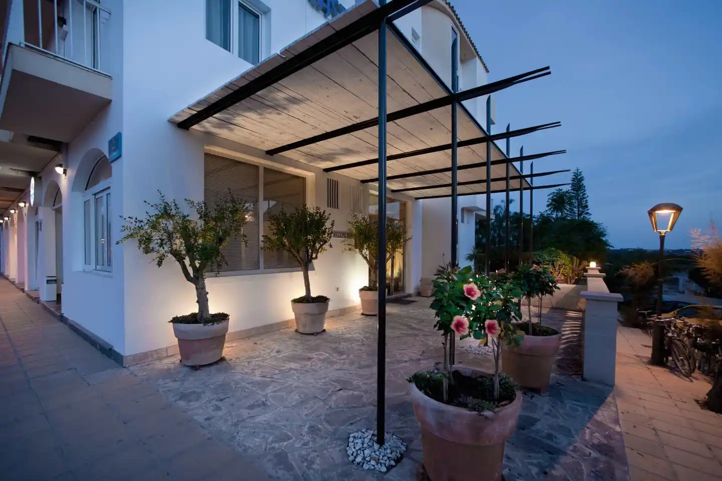 Castavi TERRACE