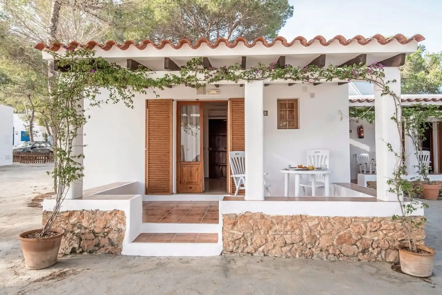 Es Pins Bungalows OUTDOOR