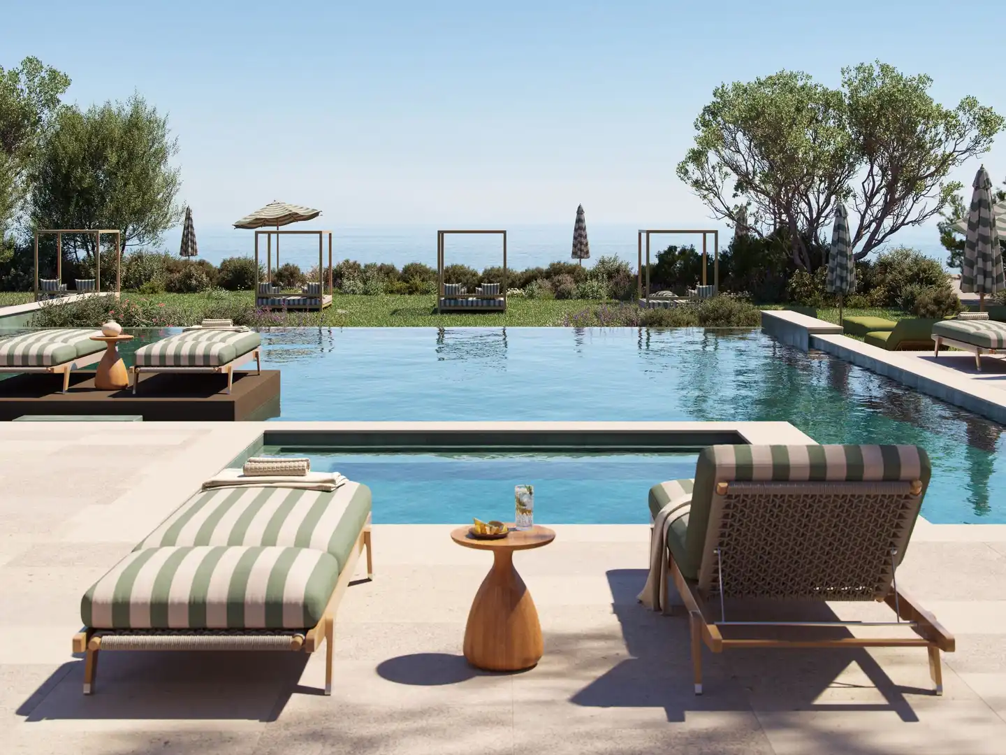 Avali, Mar-Bella Collection Pool