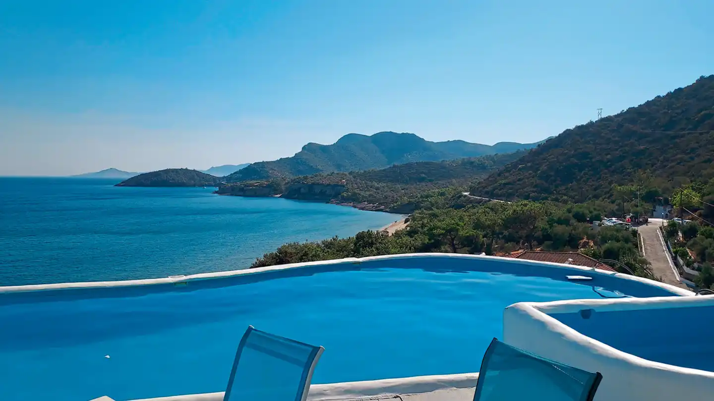 Blue Horizon Pool