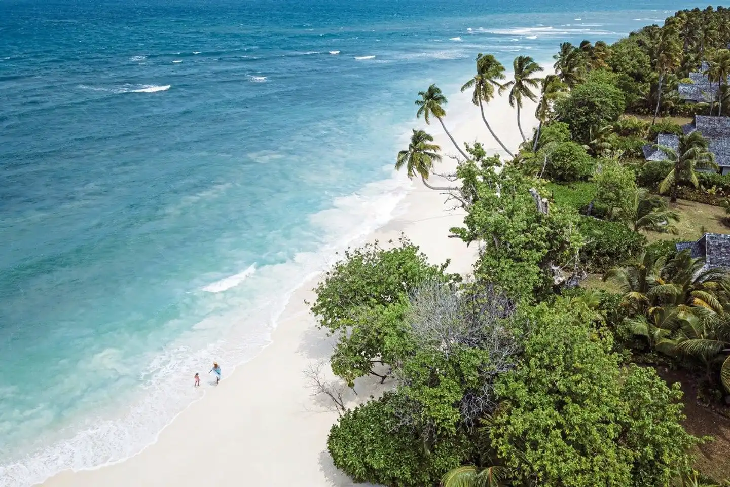 Four Seasons Resort Seychelles at Desroches Island Strand