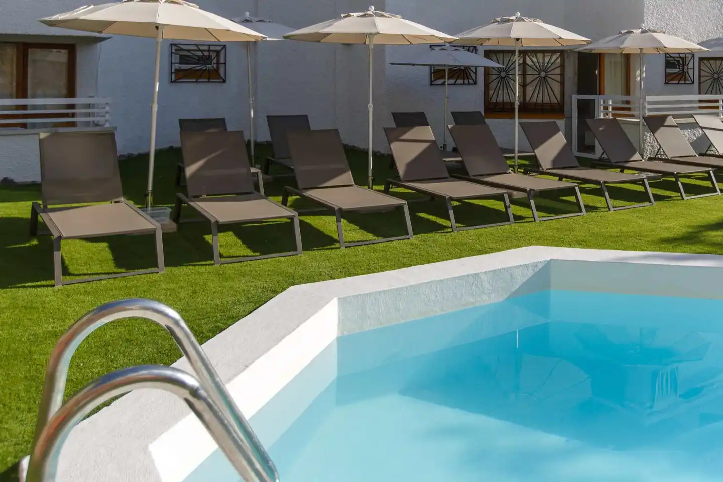 Apartamentos Datasol POOL