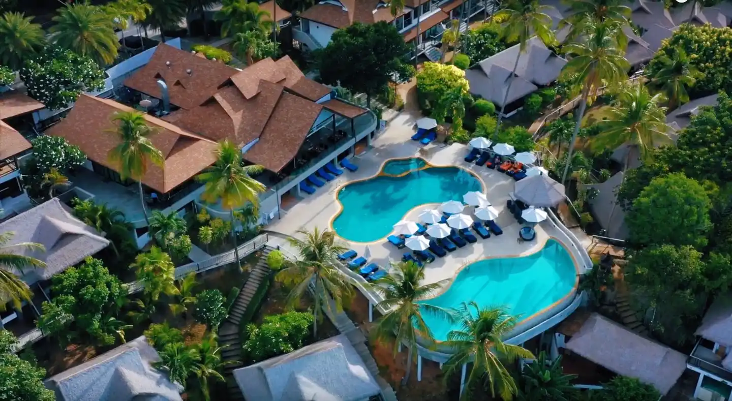 Coral Cliff Beach Resort Pool