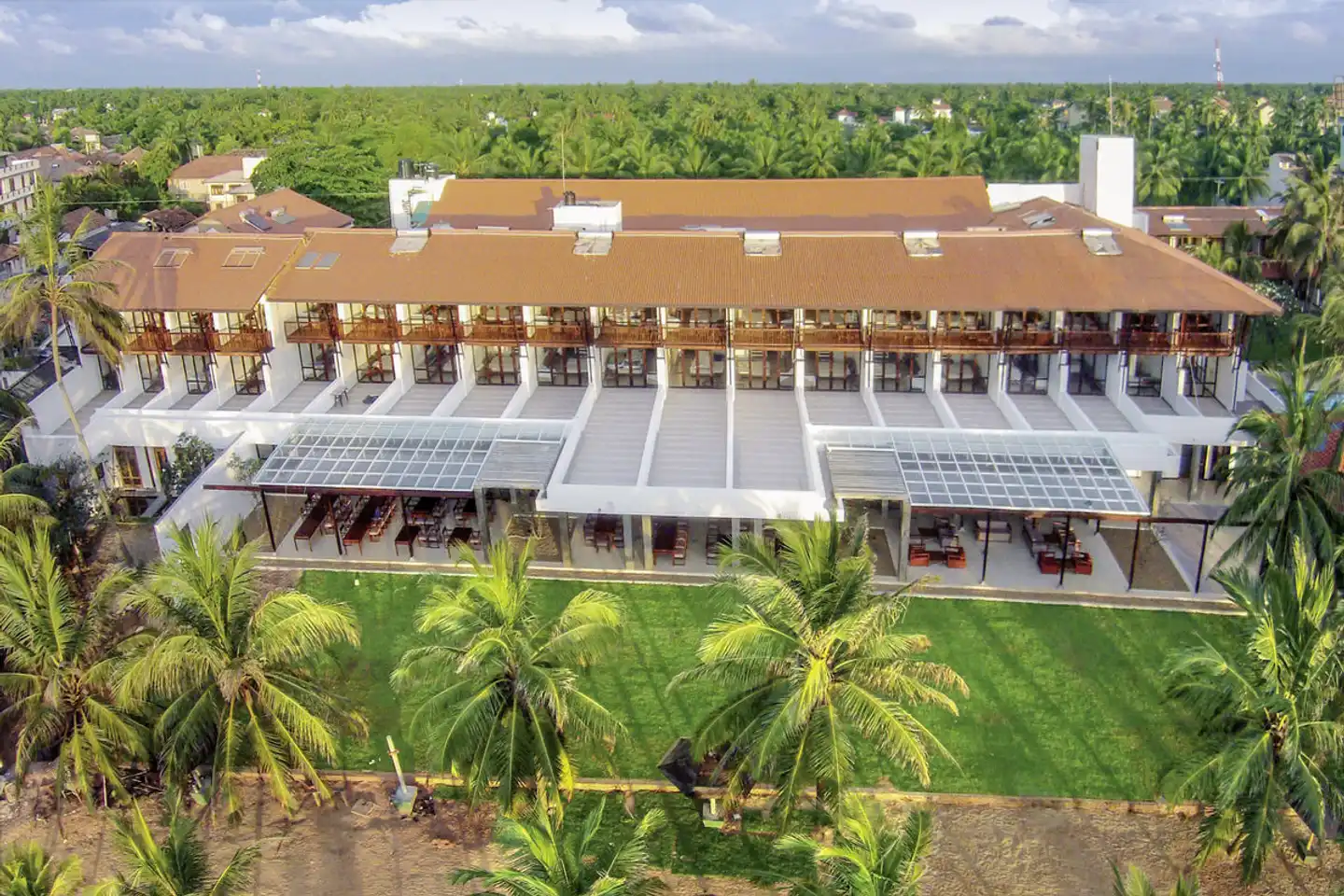 Goldi Sands Hotel Aussenansicht