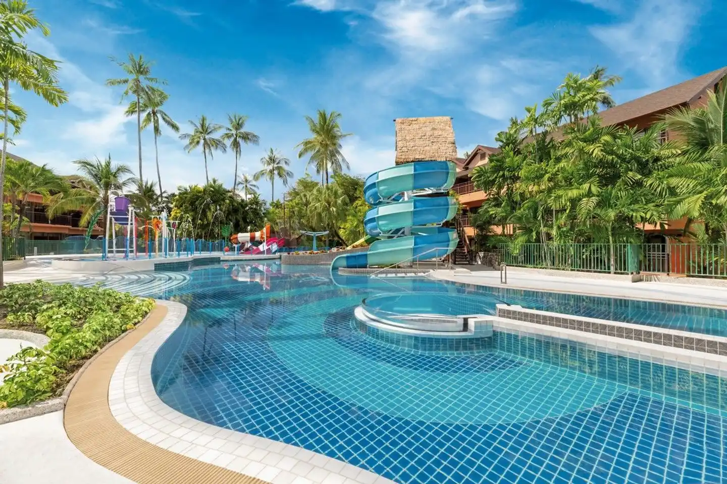 Courtyard by Marriott Phuket, Patong Beach Resort Pool