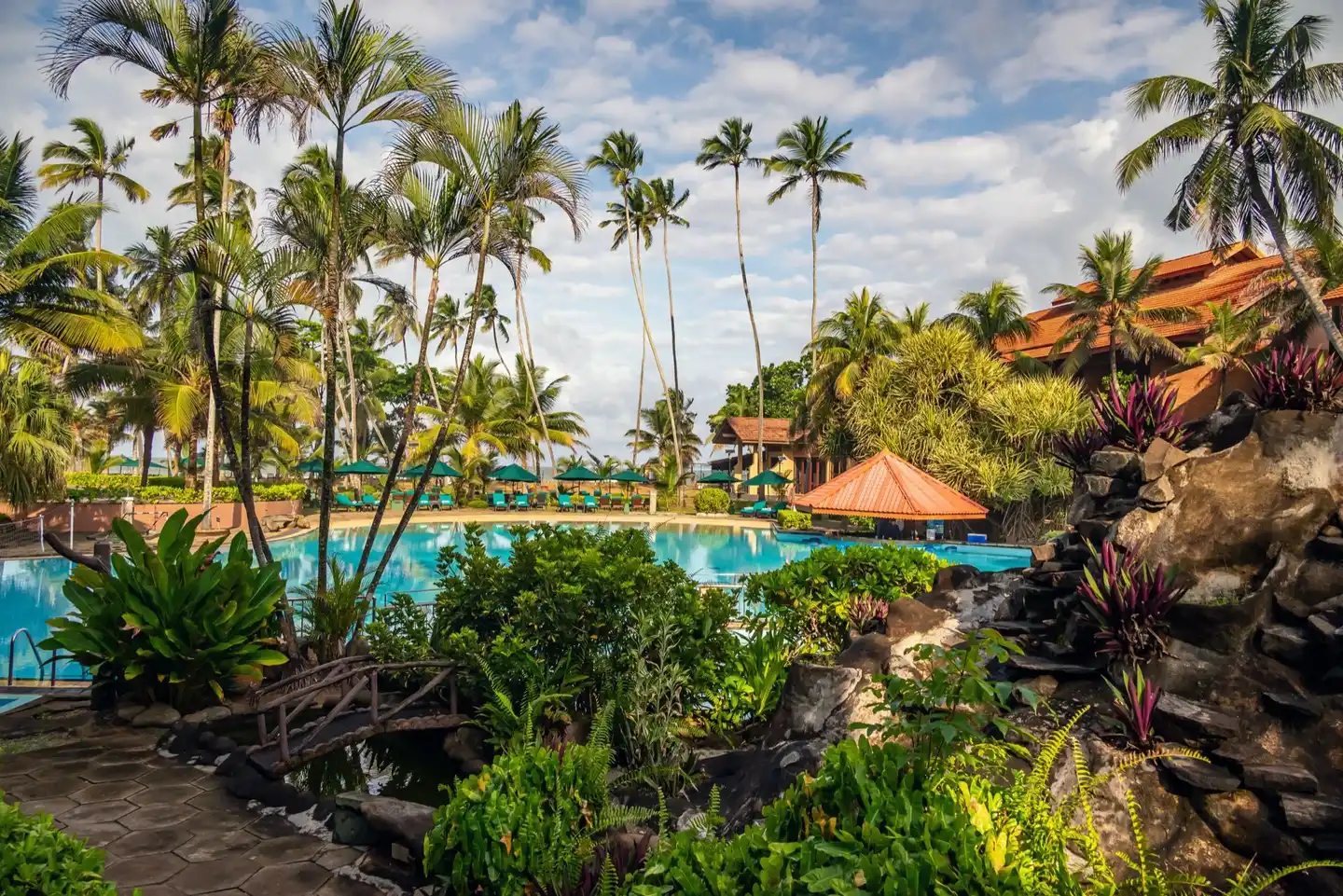 Royal Palms Beach Hotel Pool
