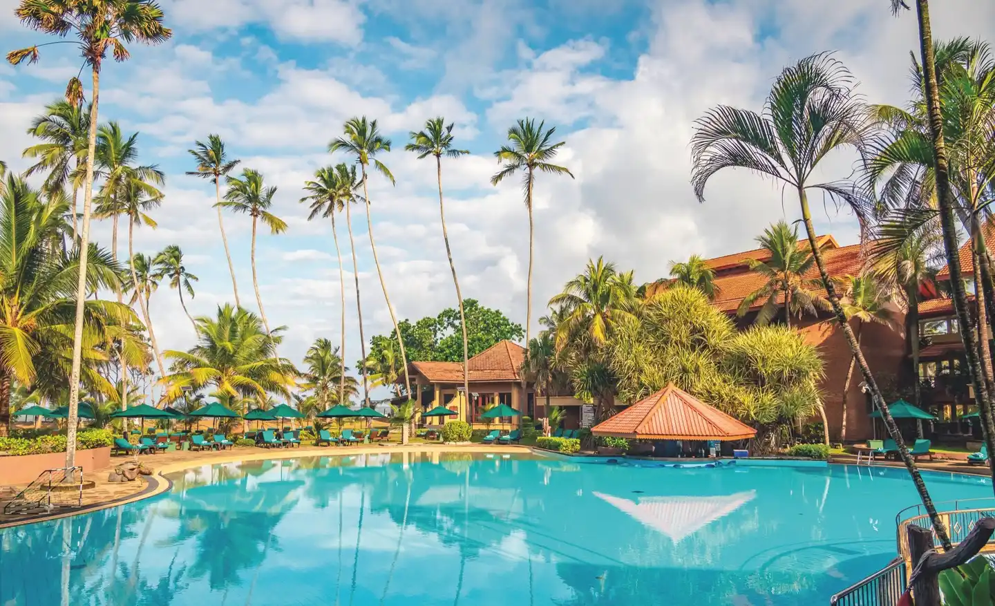 Royal Palms Beach Hotel Pool
