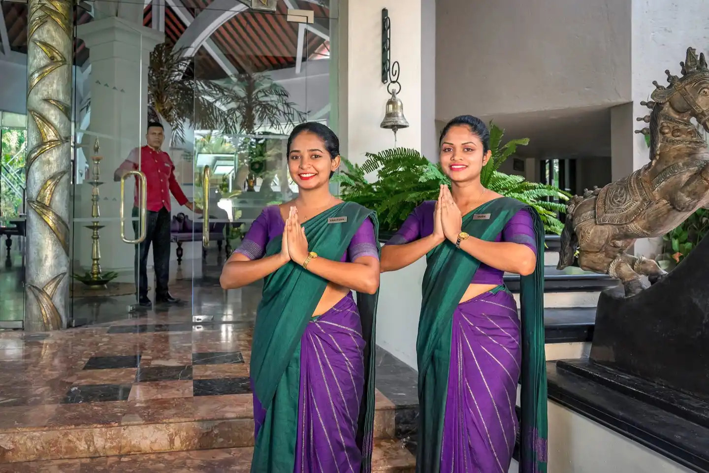 Royal Palms Beach Hotel Personen