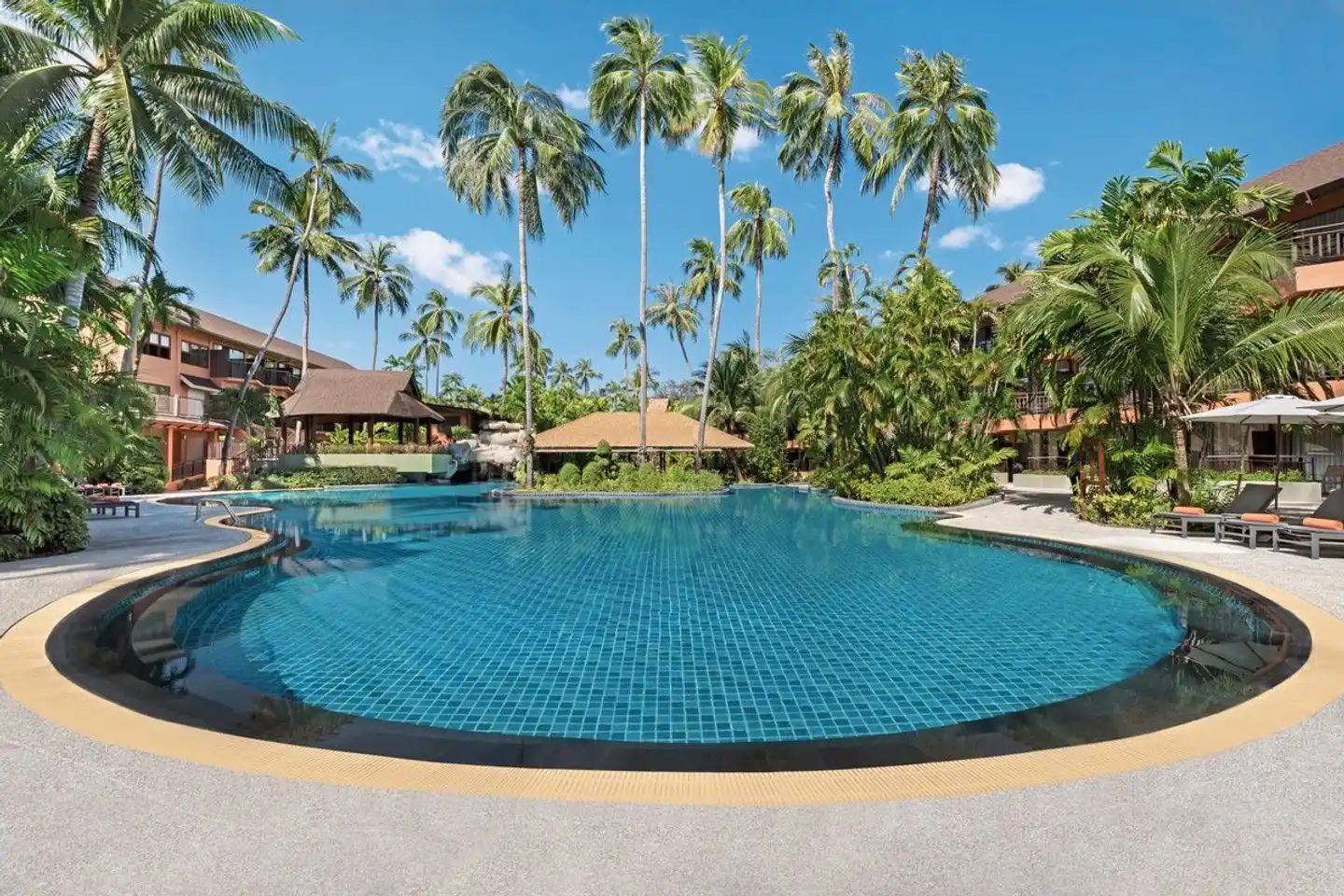 Courtyard by Marriott Phuket, Patong Beach Resort Pool