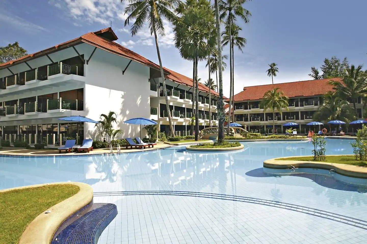 Amora Beach Resort Phuket Pool