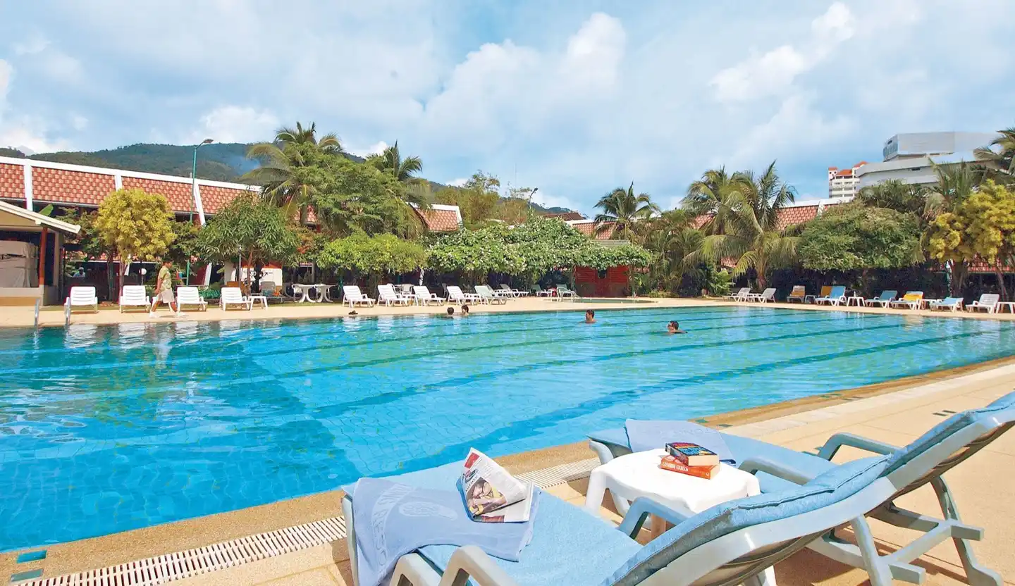 Patong Resort Pool
