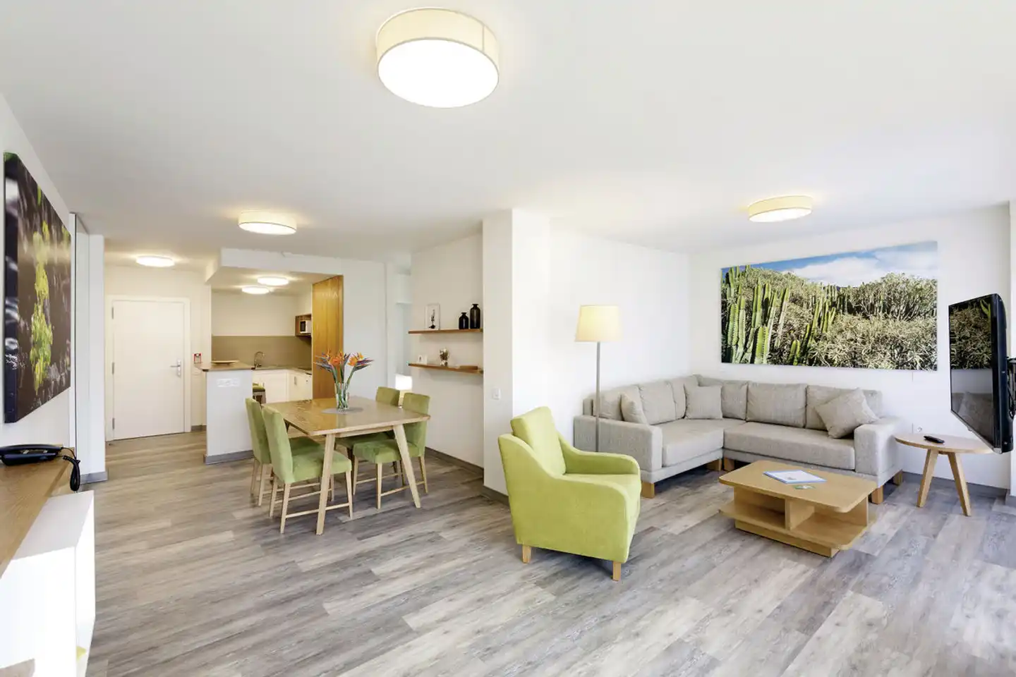 Tigaiga Suites Lobby