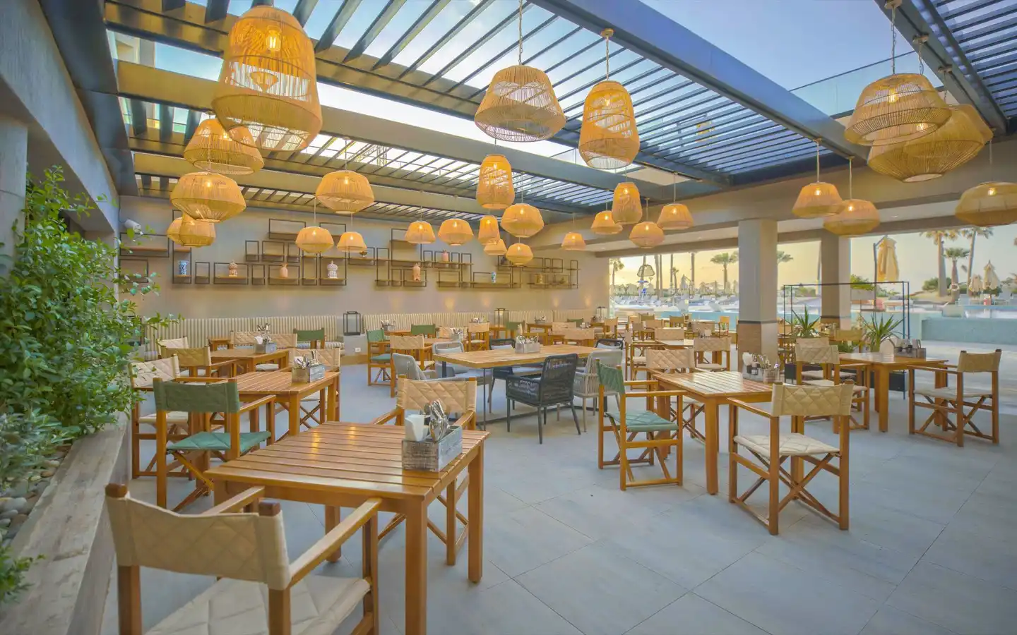 Hilton Skanes Monastir Beach Resort Bar