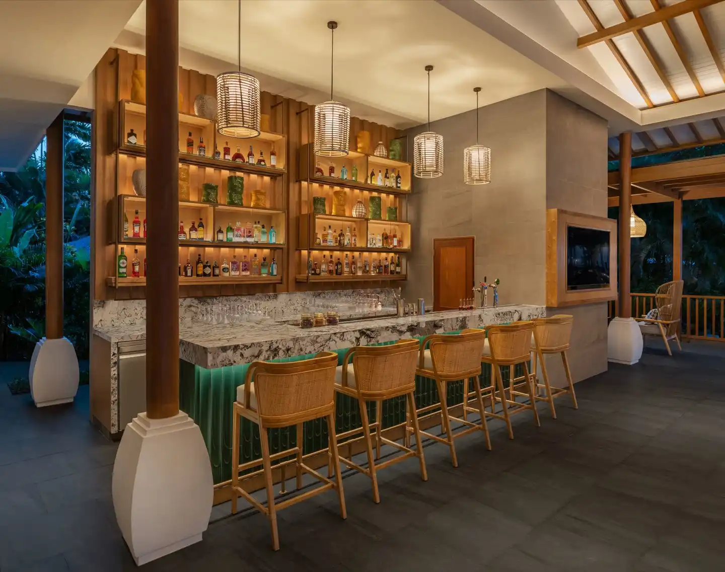 The Laguna A Luxury Collection Resort & Spa BAR